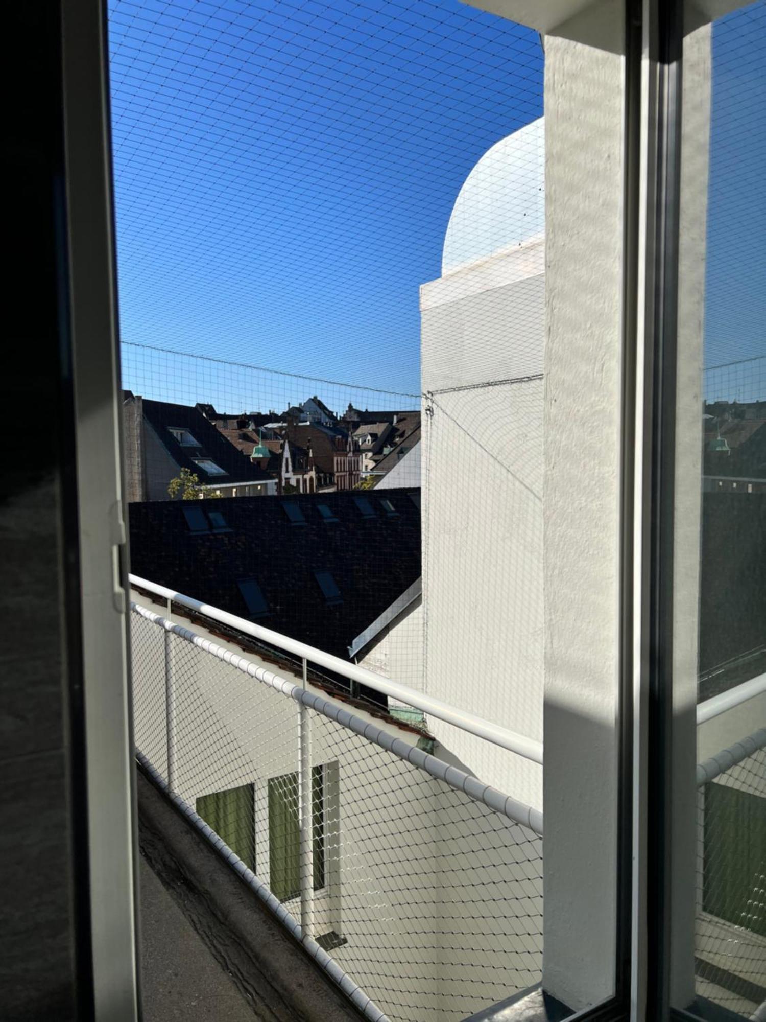 City Center Rooftop Balcony-Studio At Town Hall 바젤 외부 사진